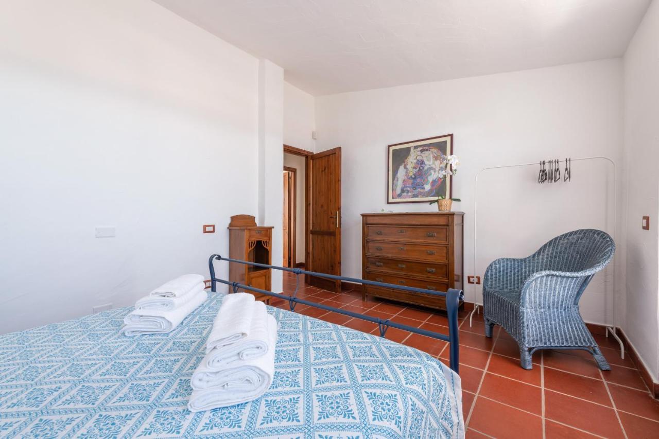 Damiano Holiday House Porto Columbu - Perd'E Sali Ngoại thất bức ảnh